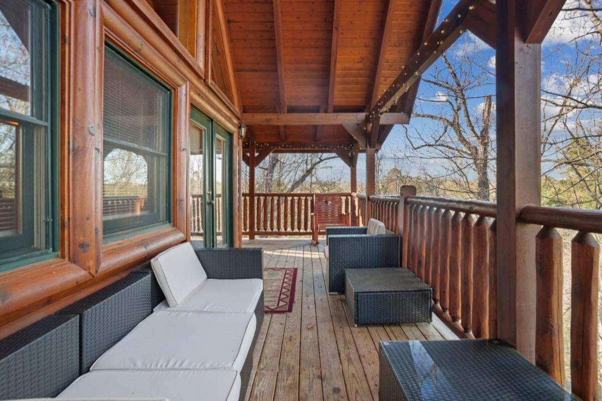 Stunning Mountain W Hot Tub